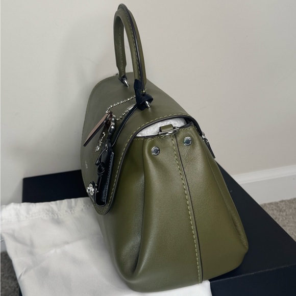 Coach Slouchy Rogue Top Handle Bag in Olive Green & Silver CCC39 Authenticated - Picture 8 of 13